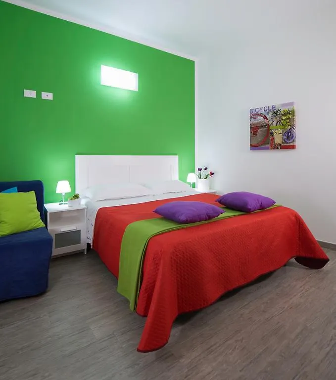 Arricampati Airport Rooms & Bringo Car Rental Carini